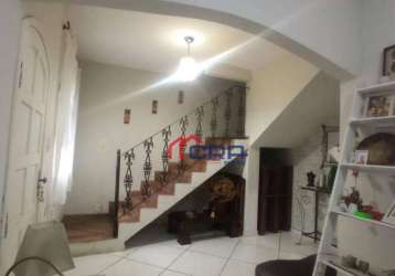 Casa com 4 dormitórios à venda, 205 m² por r$ 850.000,00 - aero clube - volta redonda/rj