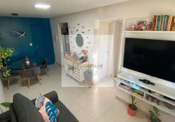 Apartamento com 2 quartos, 53m², em buraquinho!