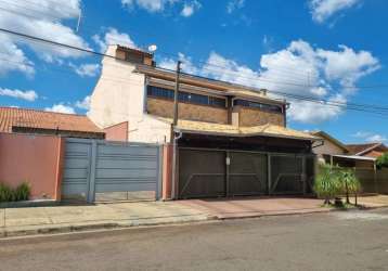 Casa sobrado em araraquara