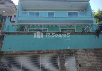 Casa em condomínio fechado com 4 quartos à venda na rua moacir dos santos lima, vila valqueire, rio de janeiro, 198 m2 por r$ 980.000