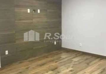 Casa em condomínio fechado com 2 quartos à venda na avenida carlos pontes, jardim sulacap, rio de janeiro, 150 m2 por r$ 479.000