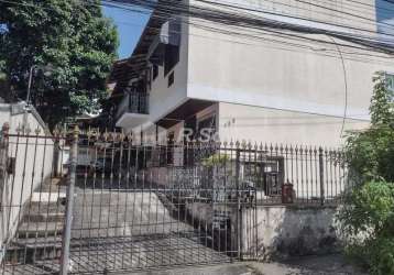 Casa em condomínio fechado com 3 quartos à venda na rua claudino de oliveira, pechincha, rio de janeiro, 113 m2 por r$ 425.000