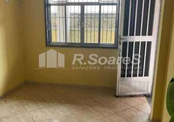 Casa com 2 quartos à venda na rua figueiredo de sá, bangu, rio de janeiro, 66 m2 por r$ 170.000