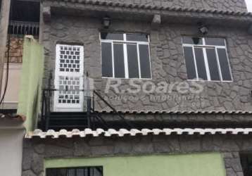 Casa em condomínio fechado com 2 quartos à venda na rua barão de piraquara, realengo, rio de janeiro, 140 m2 por r$ 275.000