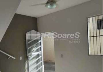 Casa com 3 quartos à venda na rua ferraz, cascadura, rio de janeiro, 70 m2 por r$ 175.000