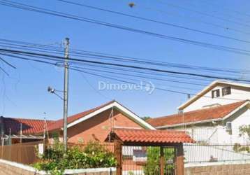 Casa com 4 quartos à venda na rua joão mora, 162, camaquã, porto alegre por r$ 550.000