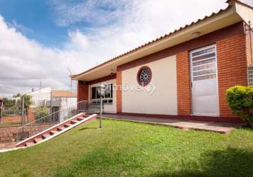 Casa com 4 quartos à venda na rua pinaré, 66, vila assunção, porto alegre por r$ 1.800.000