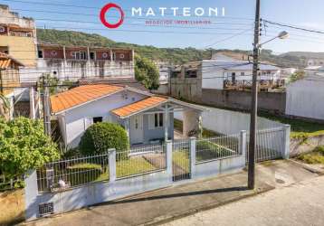 Casa ampla com ótima localização mar grosso - laguna