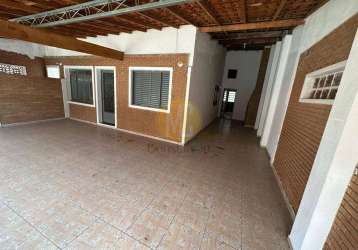 Casa 3 dormitórios + edícula - 205m² - bosque dos eucaliptos