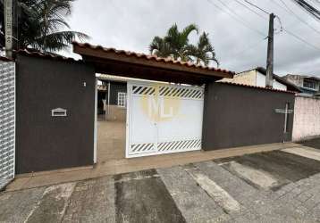 Linda casa na praia de massaguaçu com piscina aquecida e placa solar!