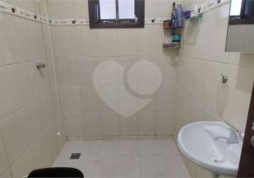 Casa com 3 quartos à venda na rua paschoal gianfrancesco, 766, jardim das palmeiras, várzea paulista, 94 m2 por r$ 480.000