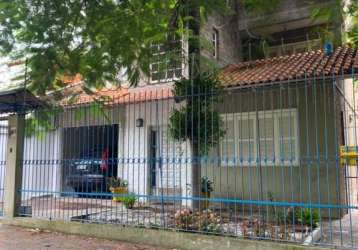 Casa com 3 quartos à venda na rua regina mundi, 401, cristo rei, são leopoldo por r$ 920.000