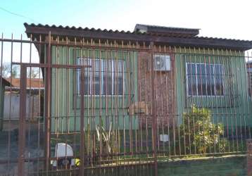 Casa com 2 quartos à venda na rua cláudio mascarelo, 395, parque santo inácio, esteio por r$ 600.000