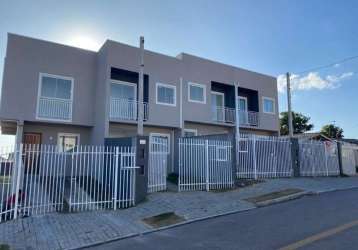 Sobrado 52m², sobre esquina,  só 250 mil ,em rua comercial, financia