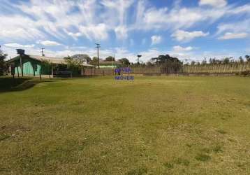 Chácara, 24.200m², com 3 casas, nascentes de água, internet via cabo, 2 km do asfalto, contenda, toda cercada