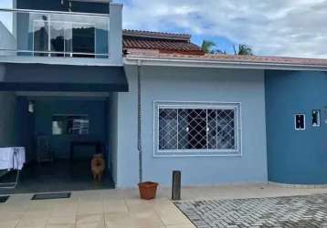 Excelente casa no bairro da barra, em balneário camboriú.