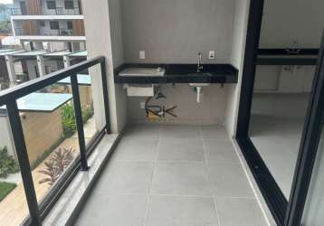 Apartamento com sala 2 ambientes, cozinha, varanda gourmet com churrasqueira elétrica,2 dormitórios sendo 1 suíte