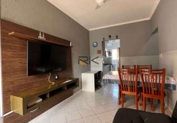 Apartamento itaguá 2 dormitórios sendo 1 suíte,1 banheiro social, 1 vaga de garagem,sala de estar e jantar