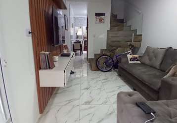 Excelente casa de condomínio, localizado no bairro da ocian. com aproximadamente 48 m² de área útil muito bem distribuídos em: sala de estar,  cozinha, área de serviço, 2 banheiros social, 2 dormitóri