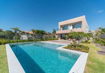 Casa decorada com vista mar em estaleiro