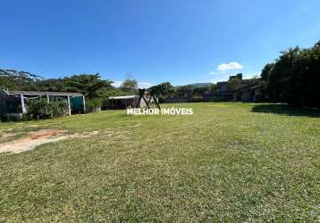 Terreno á venda na praia do estaleiro