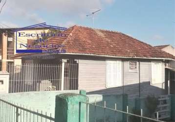 Casa para investimento em locação ou para família grande, ótima localização, 5 dormitórios e aceita imóvel de menor valor.