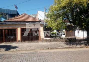 Casa com 5 quartos à venda na rua são nicolau, 1125, santa maria goretti, porto alegre por r$ 689.000