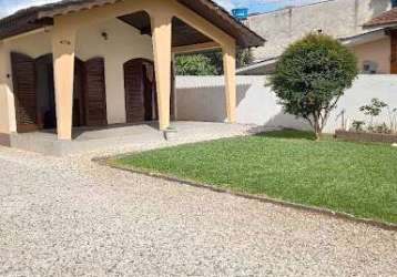 Casa com 3 dormitórios 187 m²  e amplo terreno - fazenda velha - araucária/pr