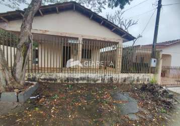 Casa com excelente sobra de terreno à venda, pioneiro, toledo - pr