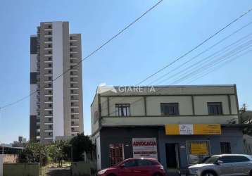 Terreno com benfeitorias para venda no centro de toledo-pr