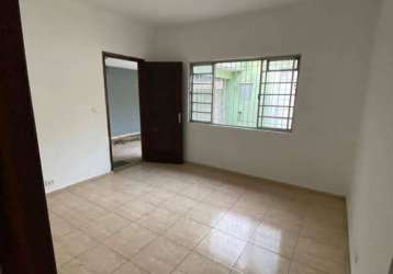 Excelente casa térrea comercial, locação com 300m² no baeta neves