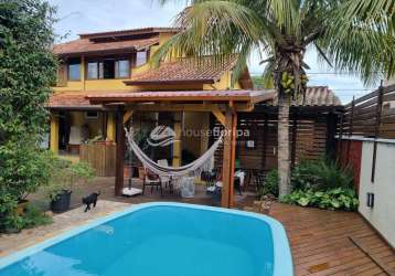 Casa à venda com 2 casas separadas, com piscina, no rio tavares, florianópolis, sc