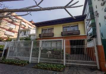 Casa com 3 quartos à venda na rua passo da pátria, 374, bela vista, porto alegre, 285 m2 por r$ 1.840.000