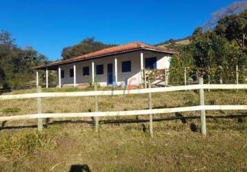 Ref 16.809 - excelente fazenda de 50 alqueires, com casa sede e casa de caseiro ,muito pasto e porteira fechada e com 190 cabeças de gado.