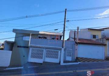 Ótimo sobrado no pq. peruche, 280 m² a.u., 3 quartos (1 suíte), sala ampla, cozinha planejada, quintal, portão eletrônico, 2 vagas (ref 17.961)