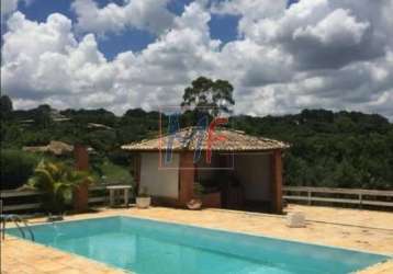 Excelente casa em condomínio em ibiúna, com 377 m² a.c., 1.364 m2 terreno ,4 dorms., 3 banheiros, lazer,, 6 vagas, alto padrão. ref: 17.765