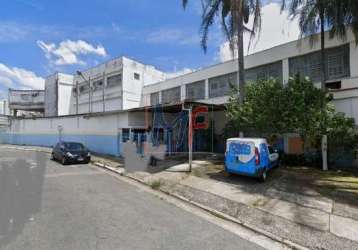 Ref: 13.872 - excelente galpão comercial no bairro cambuci, com 9.817 m² e 7.991 m² de terreno, com 2 frentes de 113 m, zoneamento -zm.