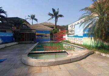 Casa 4 dormitórios 3 suítes, piscina e área de lazer