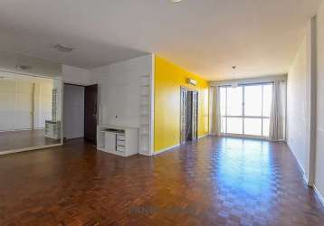 Apartamento 3 dormitórios no coração do batel