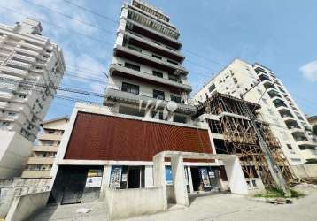 Cobertura com 4 suítes no bairro pedra branca