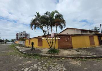 Casa com 4 quartos à venda na rua santa terezinha, balneário regina maria, mongaguá por r$ 375.000