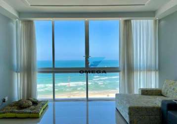 À venda de frente para o mar - apartamento reformado em porcelanato com vista total do mar na praia das pitangueiras em guarujá