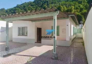 Casa à venda nas pitangueiras no guarujá | omega imóveis