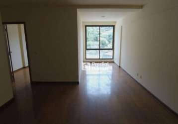 Apartamento com 1 dormitório para alugar, 96 m² por r$ 1.675,00/mês - centro - nova friburgo/rj