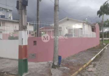 Casa com piscina para locação anual , santa regina, camboriú - sc