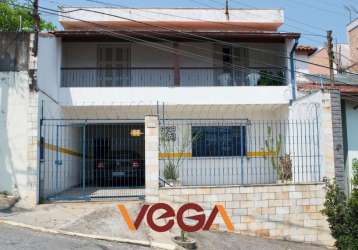 Casa para venda em bragança paulista, centro, 4 dormitórios, 3 banheiros, 3 vagas