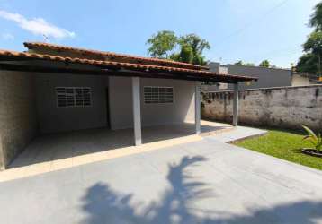 Casa de 2/4 sozinha no lote no parque flamboyant goiania