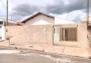 Casa à venda no bairro aparecida, jaboticabal / sp