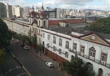 Sala comercial com 1 sala à venda na rua professor annes dias, 154, centro histórico, porto alegre por r$ 130.000