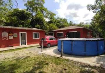 Excelente chácara localizada no bairro recanto indaiá - possui piscina, churrasqueira, casa de caseiro.